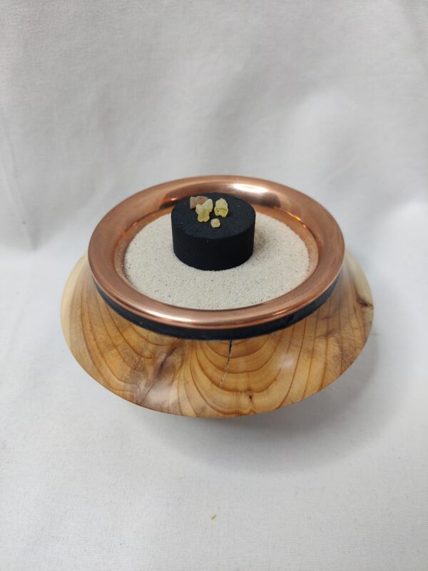 Räucherschale aus Eibenholz mit Kupferschale 1