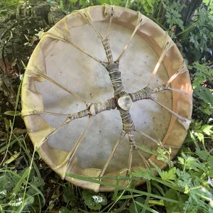 Workshop Trommelbau, Samstag Samstag 21.03.2026, Im Rhythmus des Herzens - erschaffe deine eigene Rahmentrommel (Ostara)