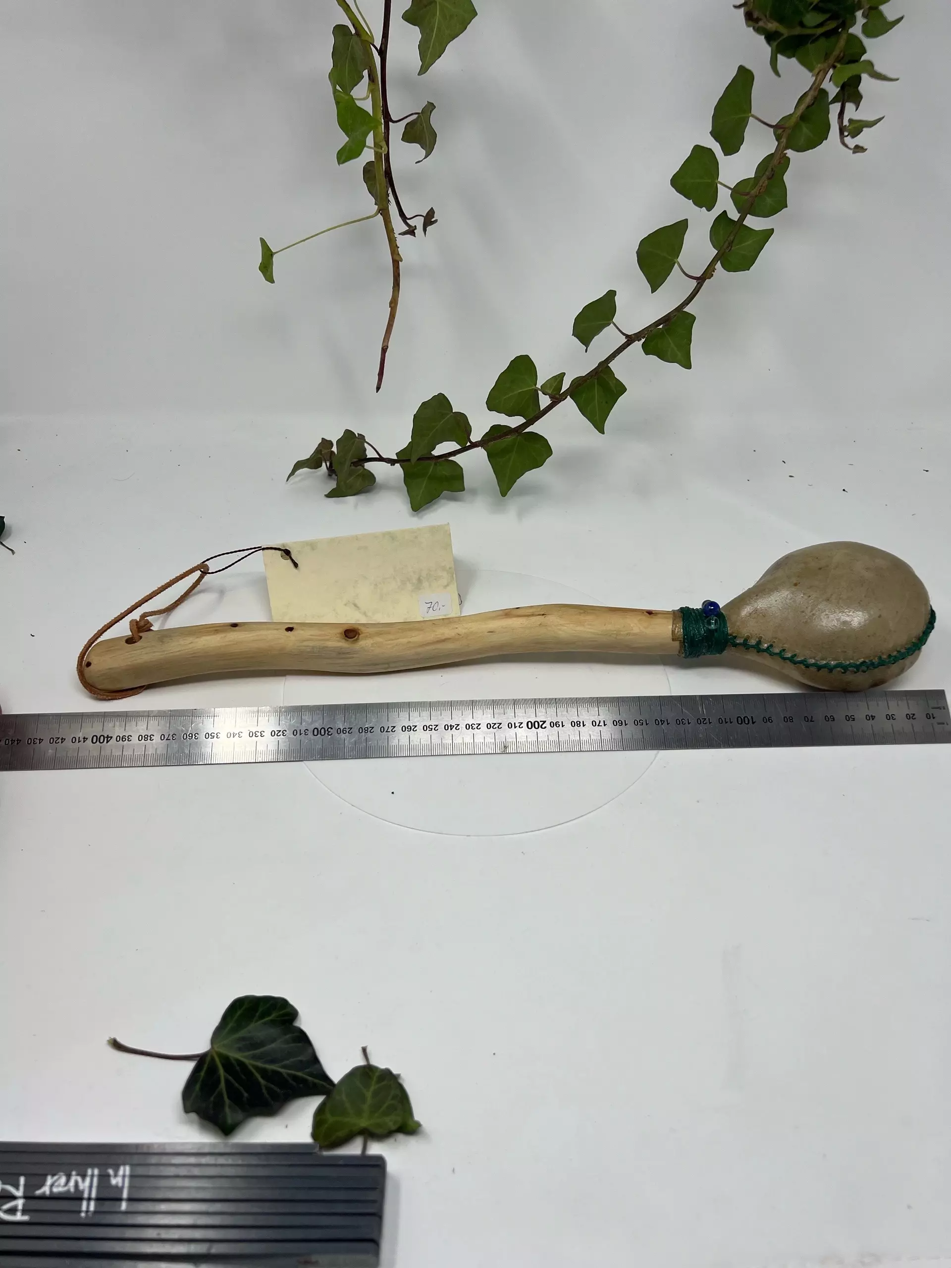 Ritualrassel Lapislazuli & Bergkristall – Bild 5