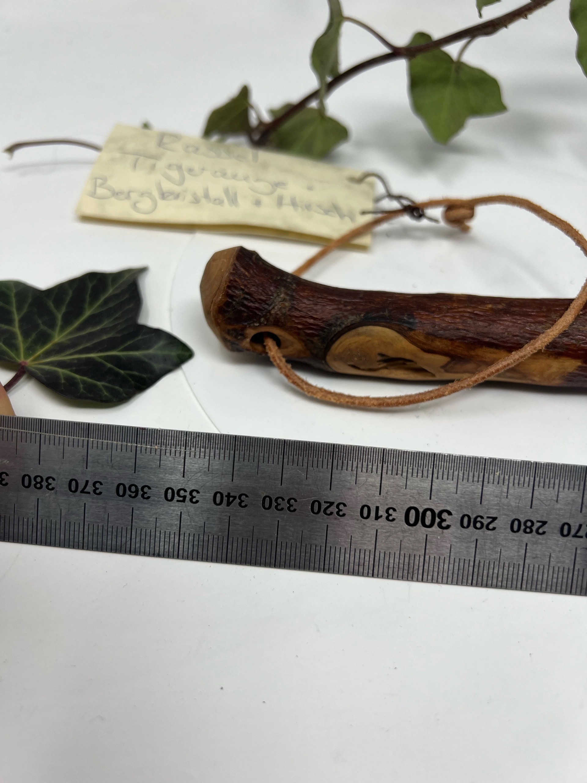 Ritualrassel Tiegerauge & Bergkristall – Bild 6